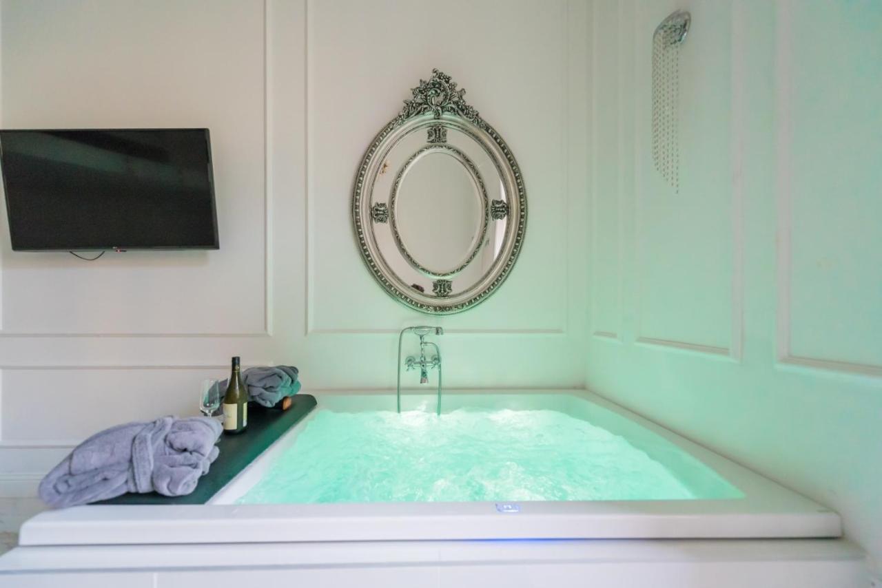 דירות בודפשט Jacuzzi Sinagoga View מראה חיצוני תמונה