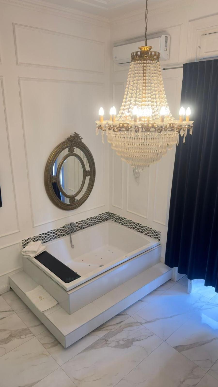 דירות בודפשט Jacuzzi Sinagoga View מראה חיצוני תמונה