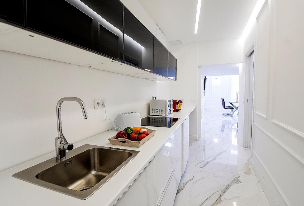 דירות בודפשט Jacuzzi Sinagoga View מראה חיצוני תמונה